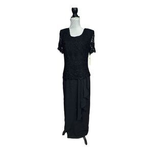 Aspeed USA Black lace evening gown with ruffled hem #gothglam #eveningwear mediu